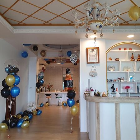Michelin Castle - Yilan Homestay Уцзє Екстер'єр фото