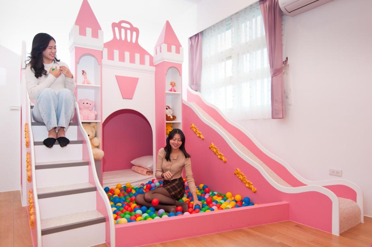 Michelin Castle - Yilan Homestay Уцзє Екстер'єр фото
