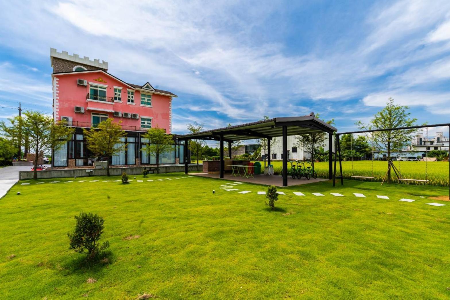 Michelin Castle - Yilan Homestay Уцзє Екстер'єр фото